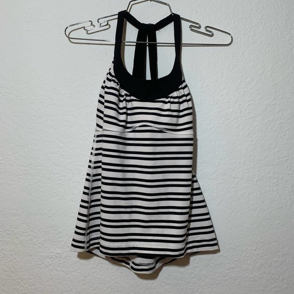 LULULEMON Twin Stripe Scoop Me Up Tank II Built In Bra Work Out Top - Picture 2 of 7